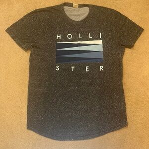 Hollister Grey Graphic Short Sleeved Tee Shirt.  Size Medium